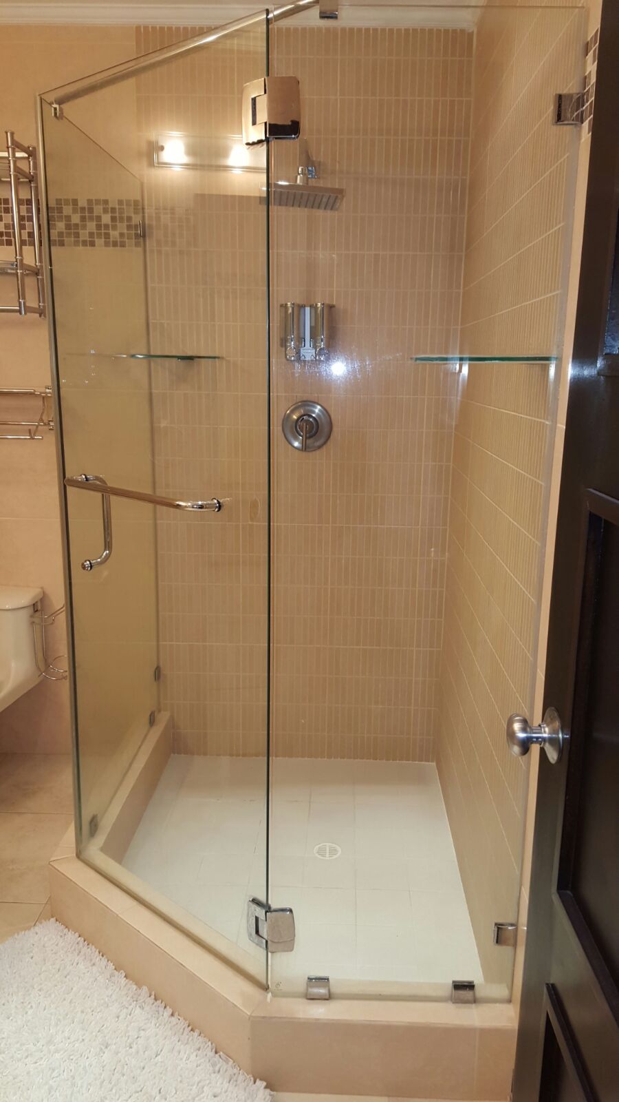 VIP Housing | Bienes Raices y Relocation