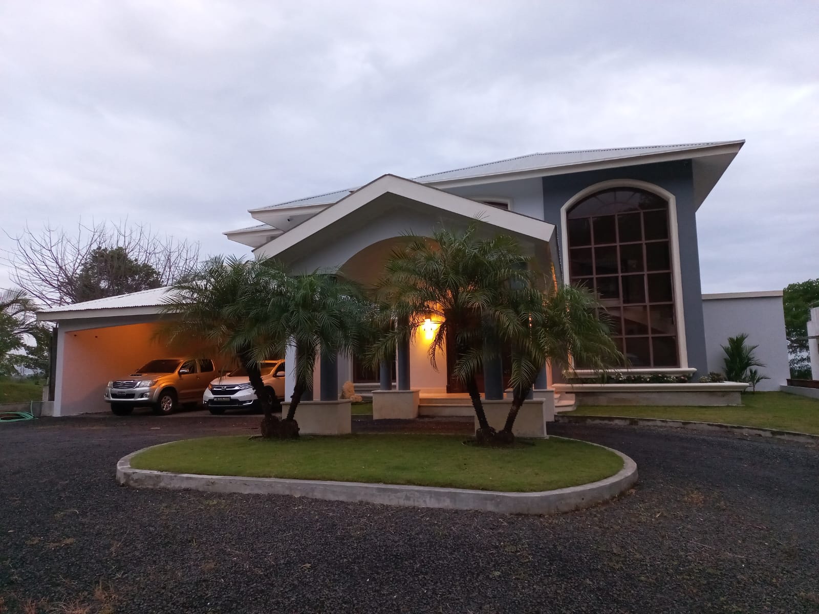 VIP Housing | Bienes Raices y Relocation