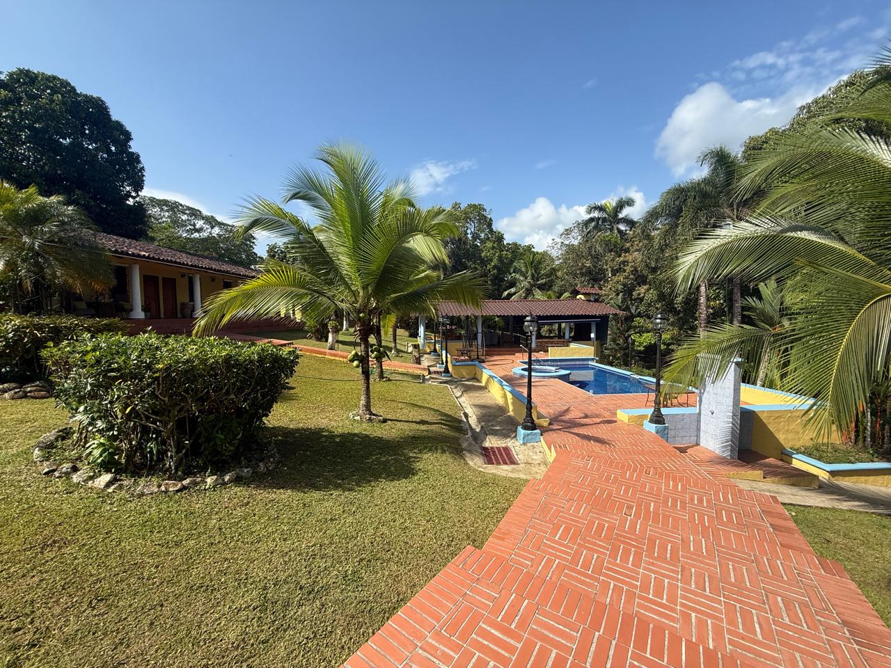 VIP Housing | Bienes Raices y Relocation