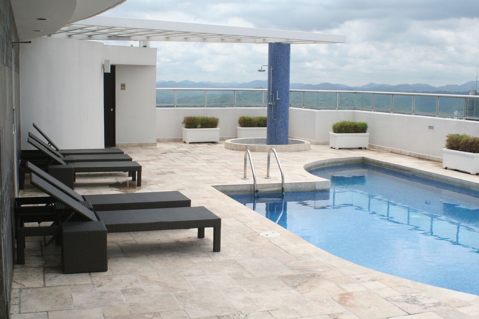 VIP Housing | Bienes Raices y Relocation